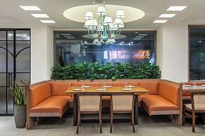 Hotel Suncity Residency