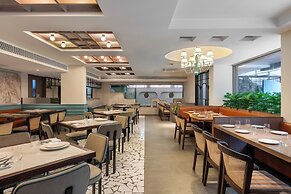 Hotel Suncity Residency