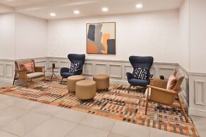 Hampton Inn & Suites Lanett-West Point
