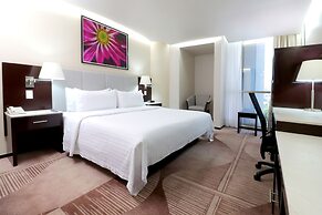Holiday Inn Hotel & Suites Medica Sur, an IHG Hotel