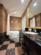 Royal Seasons Hotel Taipei Nanjing West