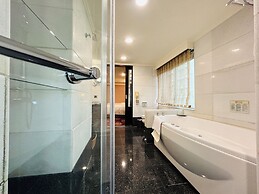 Royal Seasons Hotel Taipei Nanjing West