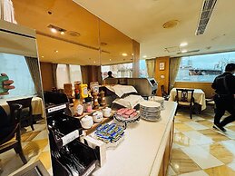 Royal Seasons Hotel Taipei Nanjing West