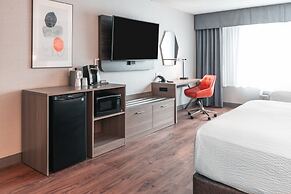 Holiday Inn Express & Suites Kingston Central by IHG