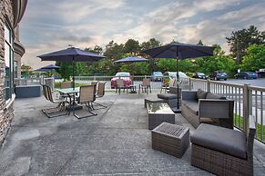 Holiday Inn Express & Suites Kingston Central by IHG