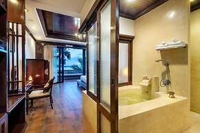 Racha Kiri Resort and Spa Khanom