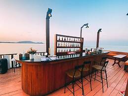 Racha Kiri Resort and Spa Khanom