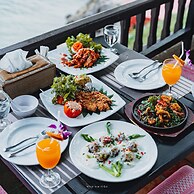 Racha Kiri Resort and Spa Khanom