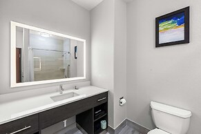 Best Western Palace Inn & Suites