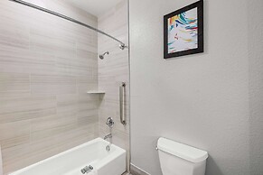 Best Western Palace Inn & Suites