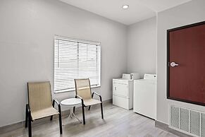 Best Western Palace Inn & Suites