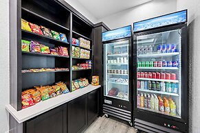 Best Western Palace Inn & Suites