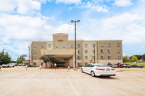 Comfort Suites Lawton Near Fort Sill