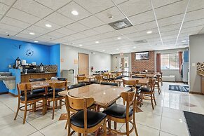 Microtel Inn & Suites by Wyndham South Bend/At Notre Dame Un