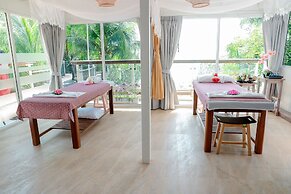 Aochalong Villa Resort & Spa