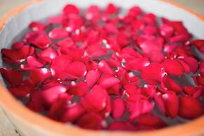 Aochalong Villa Resort & Spa