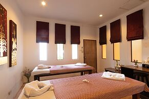 Aochalong Villa Resort & Spa