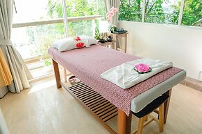 Aochalong Villa Resort & Spa