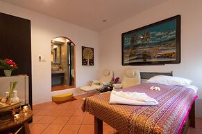 Aochalong Villa Resort & Spa