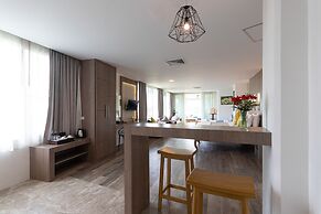 Aochalong Villa Resort & Spa