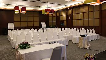 APSARA Beachfront Resort and Villa