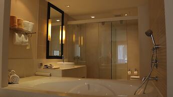 APSARA Beachfront Resort and Villa