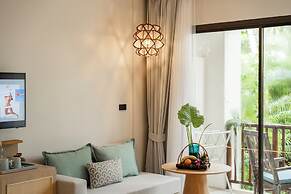 APSARA Beachfront Resort and Villa