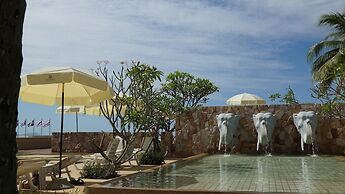 APSARA Beachfront Resort and Villa