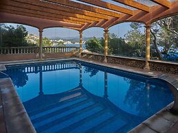 Hotel Petit Cala Fornells