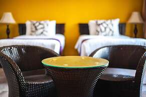 Kamala Beachfront Apartment