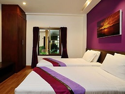 Kamala Beachfront Apartment