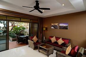 Kamala Beachfront Apartment