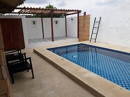 Lawana Escape Beach Resort