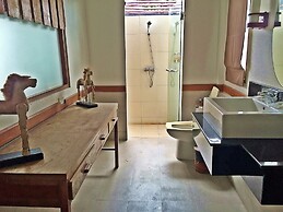 Lawana Escape Beach Resort