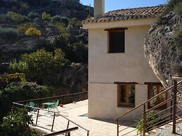 Hospedería Bajo el Cejo