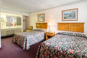 Highland Hills Motel and Cabins – A Master Hosts Resort