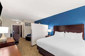 Comfort Inn & Suites Near Lake Lewisville