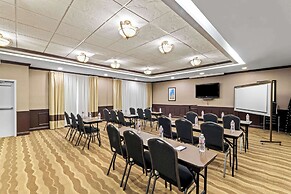 Comfort Inn & Suites Near Lake Lewisville