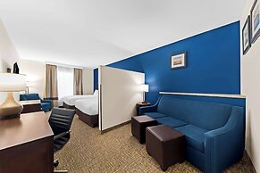 Comfort Inn & Suites Near Lake Lewisville