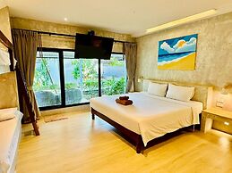 Twin Bay Resort
