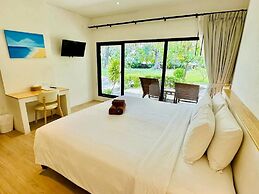 Twin Bay Resort