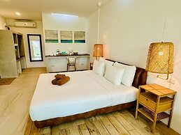 Twin Bay Resort