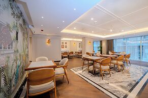 Grand Hilarium Hotel