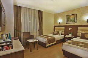 Grand Hilarium Hotel