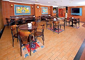 Grand Hilarium Hotel