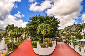 Grenadine House