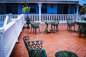 Grenadine House