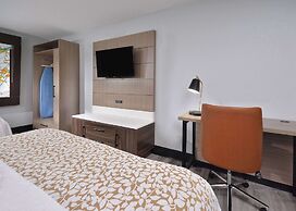 Brookstone Lodge near Biltmore Village, Ascend Hotel Collection by Cho