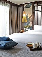 Sareeraya Villas & Suites