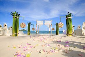 Sareeraya Villas & Suites